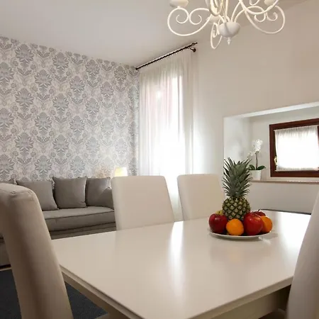 Falier Apartment *